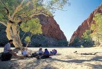 Tour di 4 giorni da Alice Springs a Uluru (Ayers Rock) attraverso i West MacDonnell Ranges