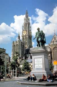 Half-day trip to Antwerp, departing from Brussels