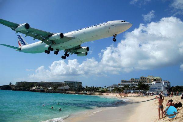 These photos of Saint-Martin airport are impressive