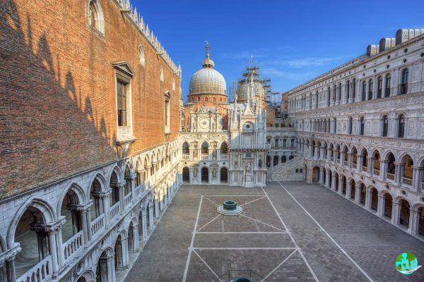 Visite o Palácio Ducal em Veneza