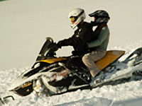Recorrido por Fitzsimmons: corredor de motos de nieve