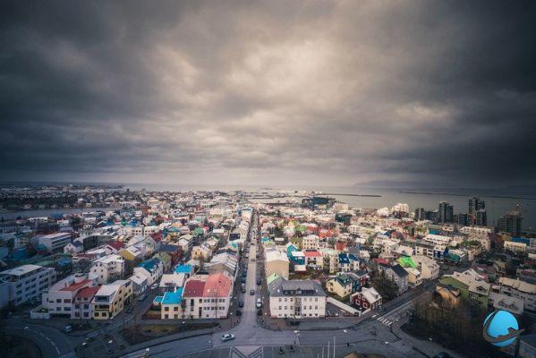 ¿Por qué visitar Islandia? ¡Glaciares, géiseres y aguas termales!