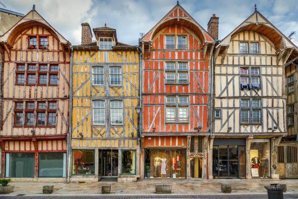 Climate in Troyes: when to go