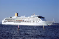Arrive by Private Port of London Cruise Transfer