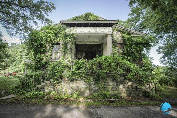 The 12 most beautiful photos of abandoned places in New York