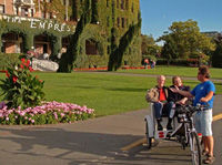 Pedicab Tour: Victoria Gardens and Seaside Views