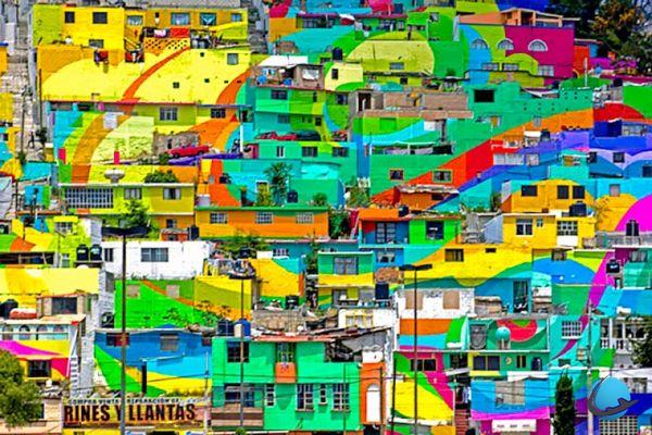 Graffiti giganti trasformano una favela messicana