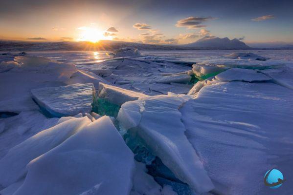 Scopri i favolosi paesaggi della Lapponia in inverno e la sua aurora boreale