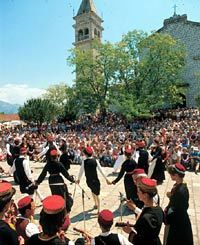 Cilipi Folklore Tour from Dubrovnik