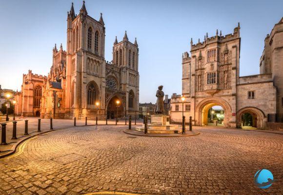 10 must-see places to visit in Bristol