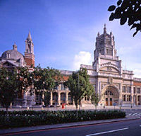 Recorrido privado: Recorrido a pie por la Casa Apsley y el Museo Victoria and Albert en Londres