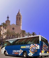 Gita di un giorno senza guida a Montserrat e Sitges da Barcellona