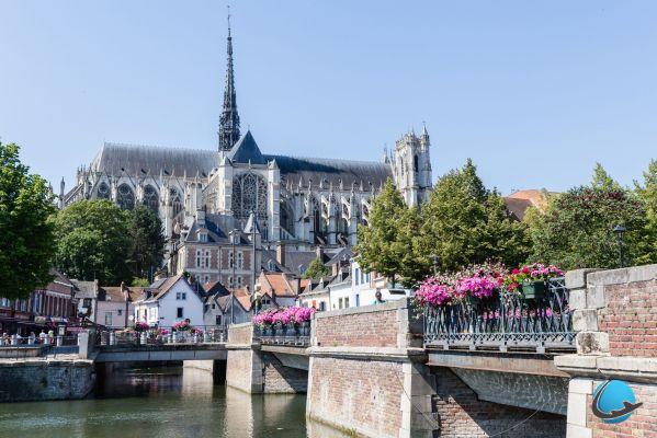 ¡Aquí tienes 10 visitas imprescindibles para ver y hacer en Amiens!