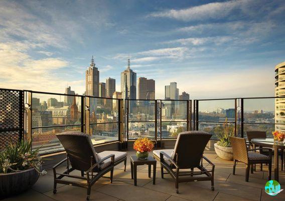 Where to sleep in Melbourne? The best neighborhoods and addresses in Melbourne