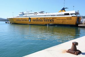 Que ferry para a Córsega?