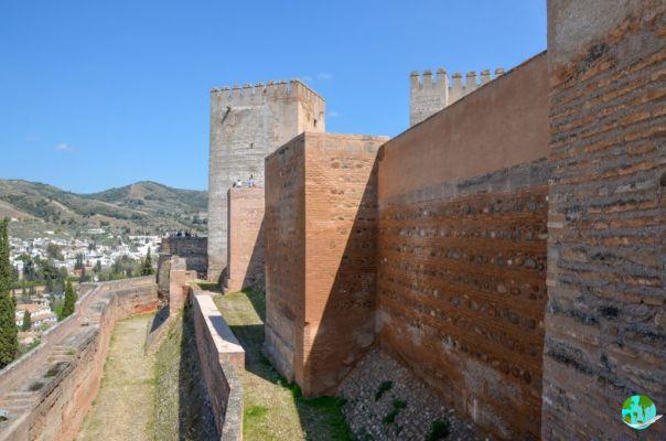 Visita la Alhambra de Granada: Visita guiada y entradas