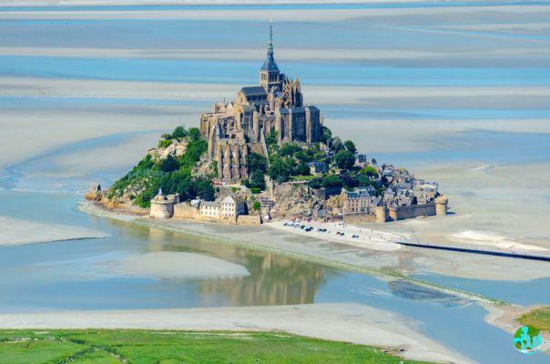 Vuelo sobre el Mont-Saint-Michel en ultraligero