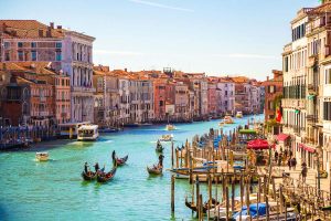 Where to sleep in Venice? Neighborhoods and good addresses