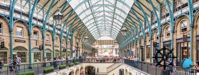Go on a shopping weekend in London!