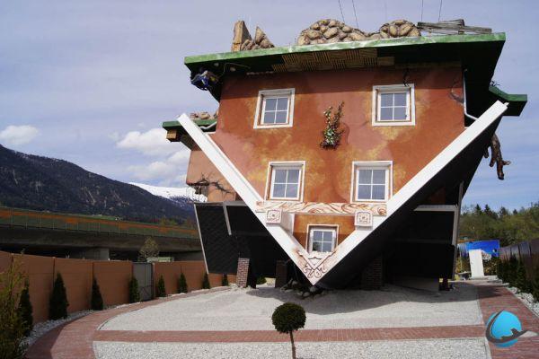 Austria: impresionantes fotos de una casa en la cabeza