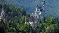 Excursión de un día con acceso sin colas a los castillos de Neuschwanstein y Hohenschwangau desde Múnich
