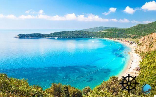 Le 10 spiagge più belle del Montenegro: dove fare il bagno?