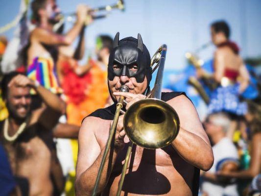 Quando e como fazer o Carnaval do Rio no Brasil?