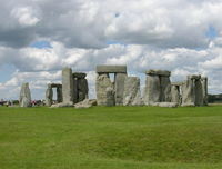 London to Stonehenge Shuttle Bus and Independent Day Trip